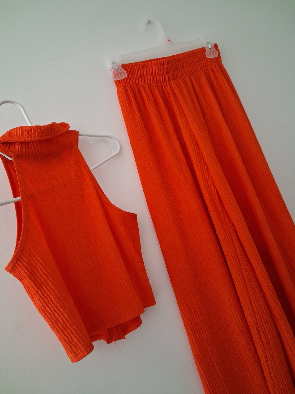 Bright Orange Two-Piece Set - Sleeveless Crop Top & Wide-Leg Pants